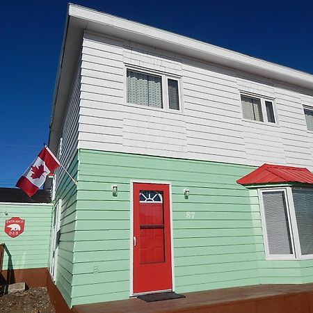 צ'רצ'יל Polar Bear Bed And Breakfast מראה חיצוני תמונה