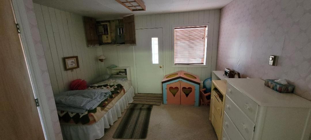 צ'רצ'יל Polar Bear Bed And Breakfast מראה חיצוני תמונה